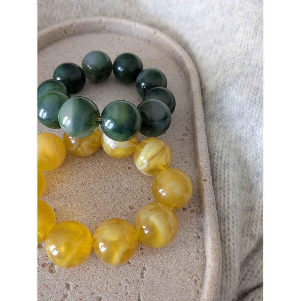 Chunky Bracelet Set Of 2 Marbled Beads Yellow & Green Statement Costume Stretch - Picture 5 of 5